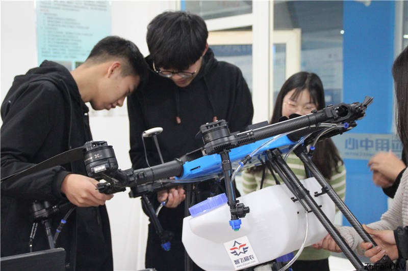 河北智飛極農(nóng)無(wú)人機(jī)科技|一鳶科技|行業(yè)定制無(wú)人機(jī) 河北智飛極農(nóng)無(wú)人機(jī)科技|一鳶科技|行業(yè)定制無(wú)人機(jī)