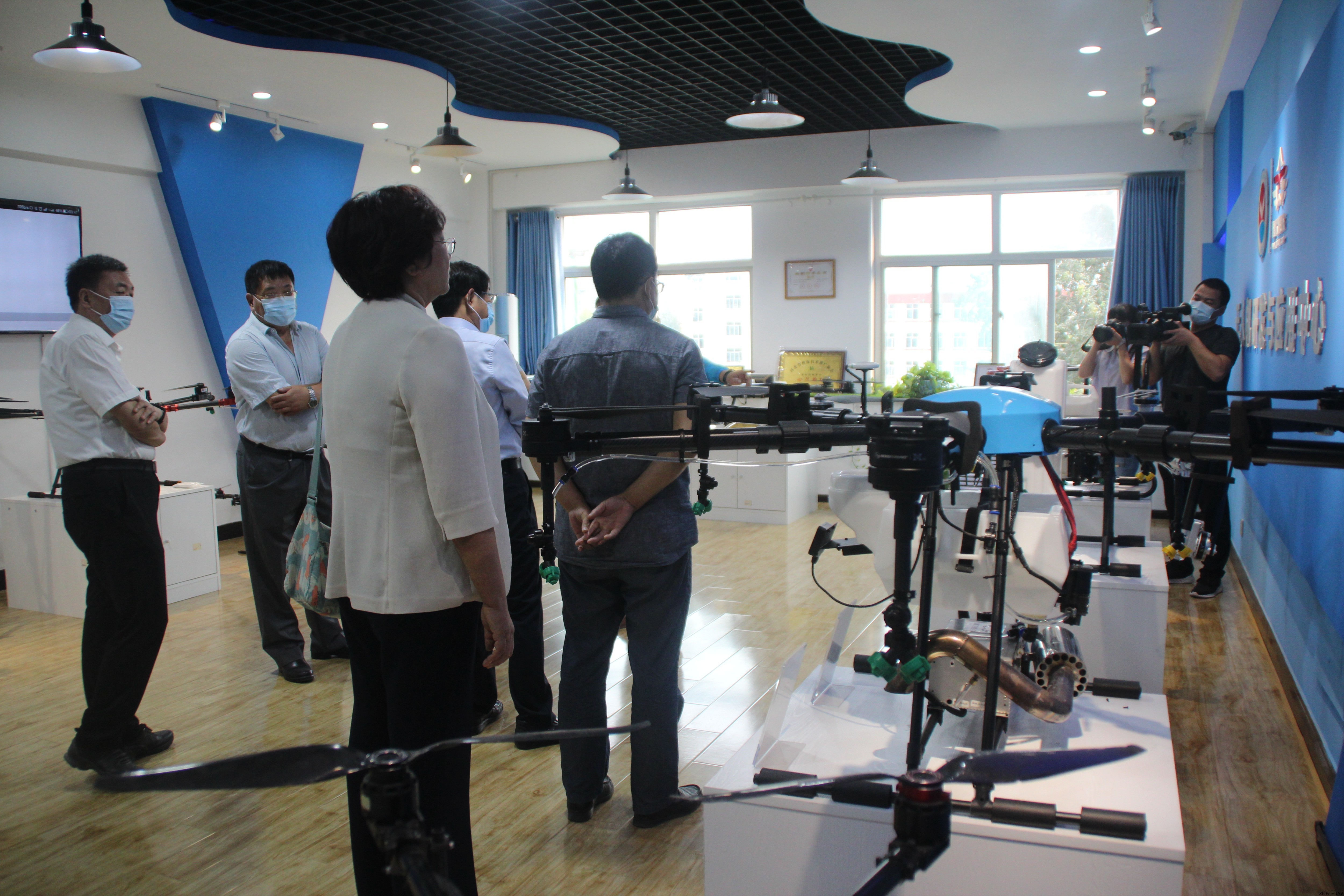 河北智飛極農無人機科技|一鳶科技|行業定制無人機